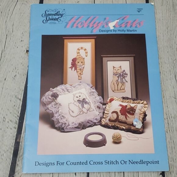 Vintage Something Special Hollyy Cats Cross Stitch - Picture 1 of 4